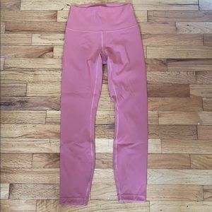 Lululemons high waisted leggings